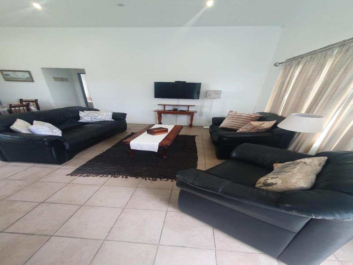 Lieflappie❤ Apartment Stilbaai Bagian luar foto